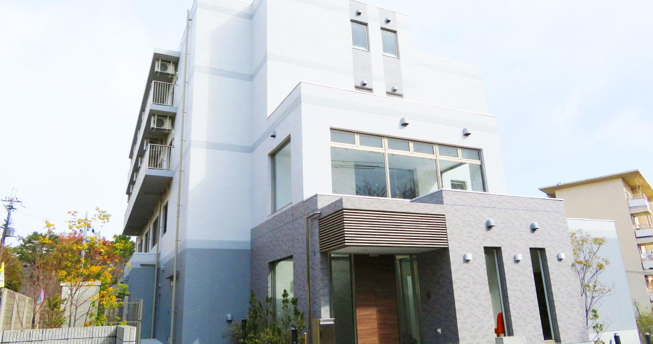 株式会社ライフケア・ビジョン|はっぴーらいふ豊中新千里