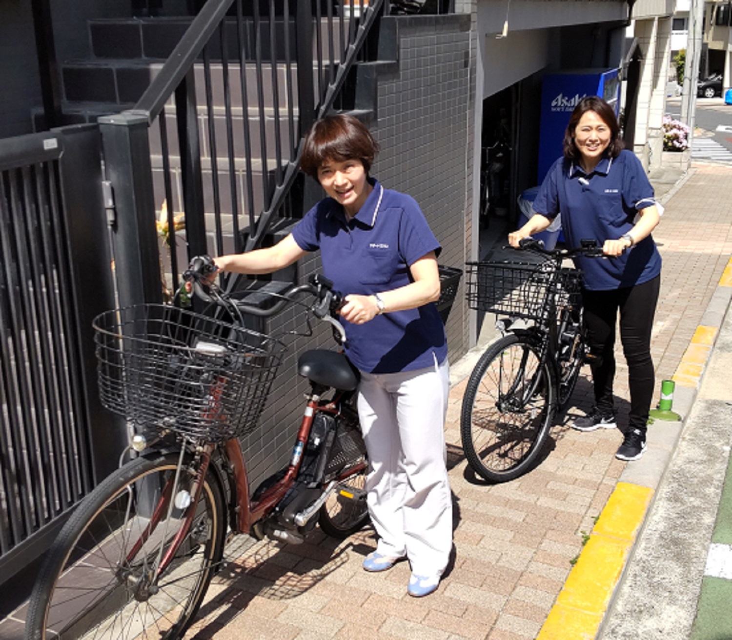 我喜大笑グループ／サポート・コスモス