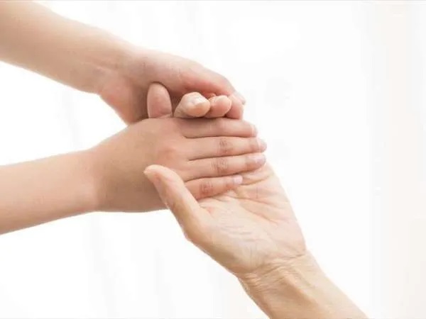 合同会社 せせらぎ／サンフラワー府中