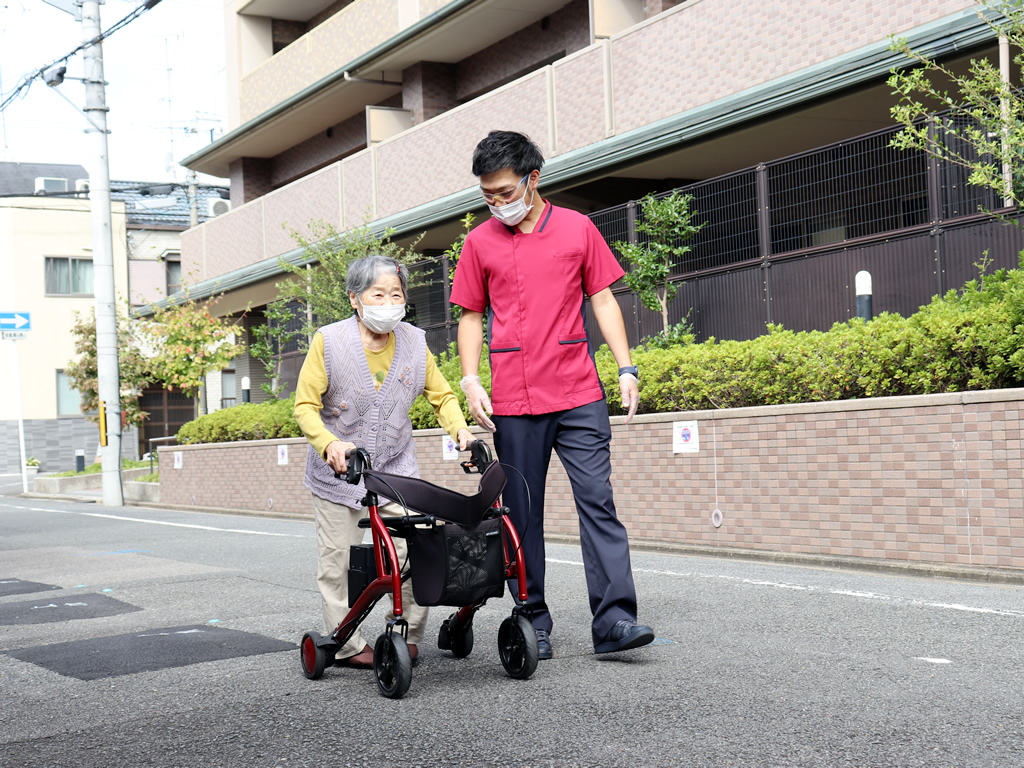 洛和会ヘルスケアシステム／洛和会訪問看護ステーション右京山ノ内