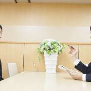 面接で前職の給与を聞かれるのはなぜ？現在の給与は正直に答えるべき？＜面接Q＆A＞