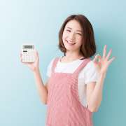 生活相談員の給料は他職種と比べてどう？年収アップの方法も解説