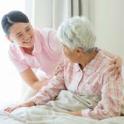 難病患者等ホームヘルパー養成研修とは？資格のメリットと受講概要を解説